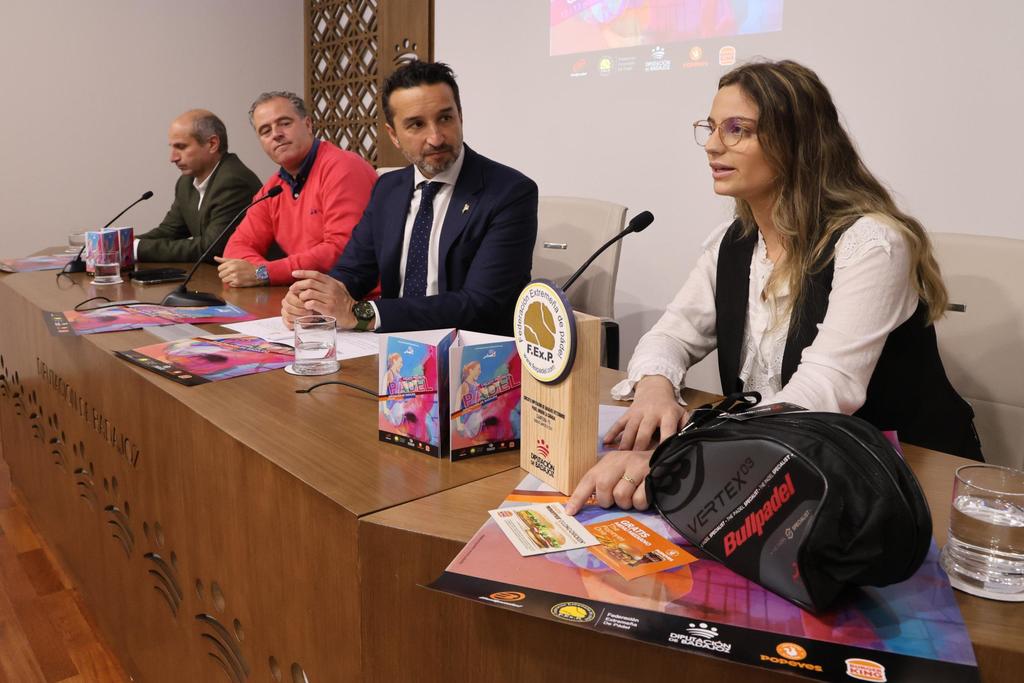 El Plan de Dinamización Deportiva de la Diputación de Badajoz estrena un nuevo campeonato, el I Circuito Provincial de Pádel