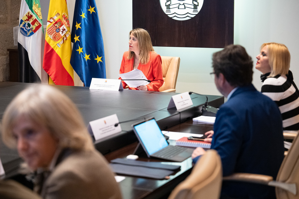 La Junta aprueba una inversión de 17 millones de euros adicionales en salud, agricultura, conciliación, cultura y deportes