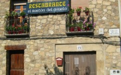 Fachadadetalle_restaurante_el_baston_del_abuelo