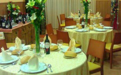 Fachadadetalle_restaurante_casa_leti