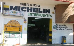 Fachadadetalle_talleres_entrepuentes