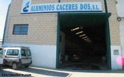 Fachadadetalle_aluminios_de_caceres_dos_s_l_