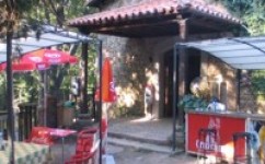 Fachadadetalle_meson_restaurante_los_molinos