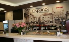 Fachadadetalle_restaurante_cafe_bar_espanol