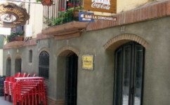 Fachadadetalle_bar_la_corchuela