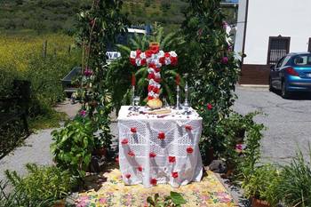 Cruz con flores de tela cruces salvaleon 2016 normal 3 2