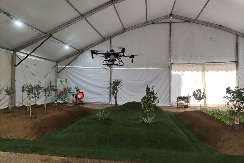 Agenda Digital lleva a Agroexpo el 'Espacio Dron' que programa demostraciones y charlas sobre las posibilidades de las TIC aplicadas a la agricultura