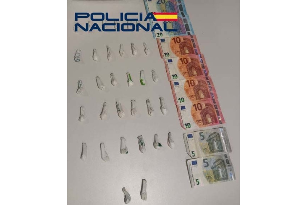 Policía Nacional detiene a un hombre con 32 dosis de cocaína entre sus pertenencias