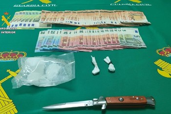 Detenido cuando portaba cerca de 1.000 dosis de cocaína en Aldea del Cano