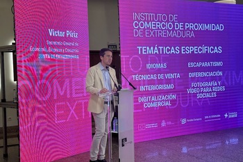 La Junta presenta el Instituto de Comercio de Proximidad de Extremadura con el objetivo de profesionalizar y especializar al sector comercial