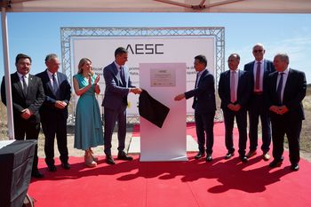 Pedro Sánchez: la gigafactoría de AESC es el “mejor ejemplo” de reindustrialización en clave verde y digital y de inversión extranjera