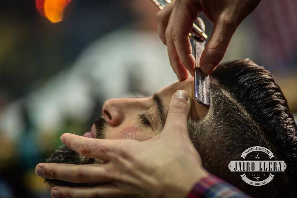 jairo llera peluqueria corte navaja