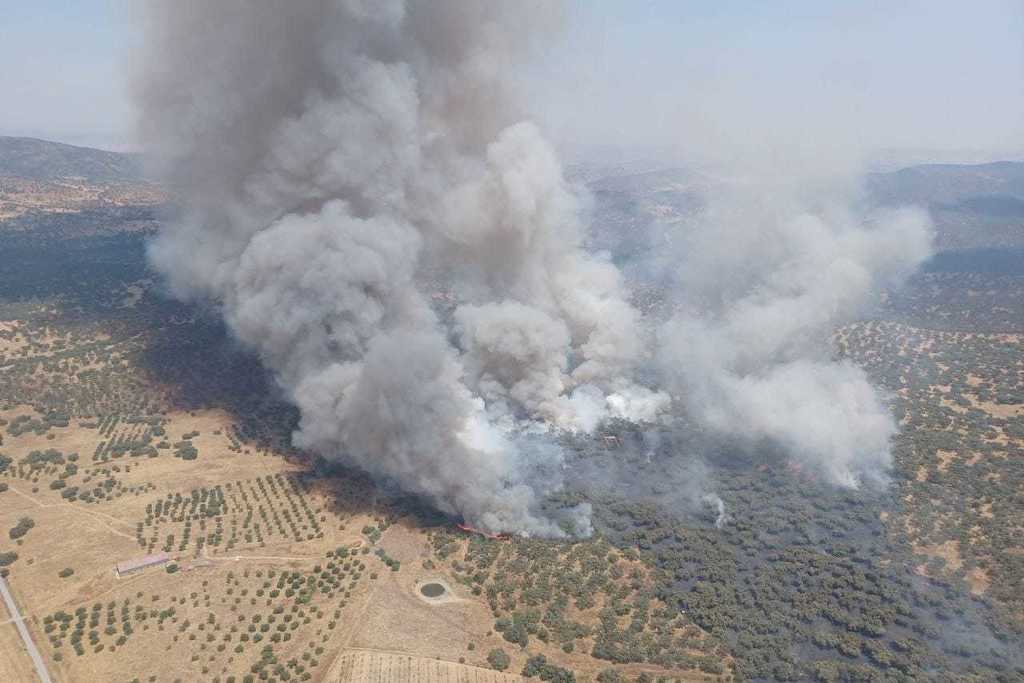 El Plan Infoex declara el nivel 1 en un incendio en Burguillos del Cerro