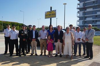 Inauguran una avenida en Badajoz en homenaje a la primera mujer policía local de Extremadura