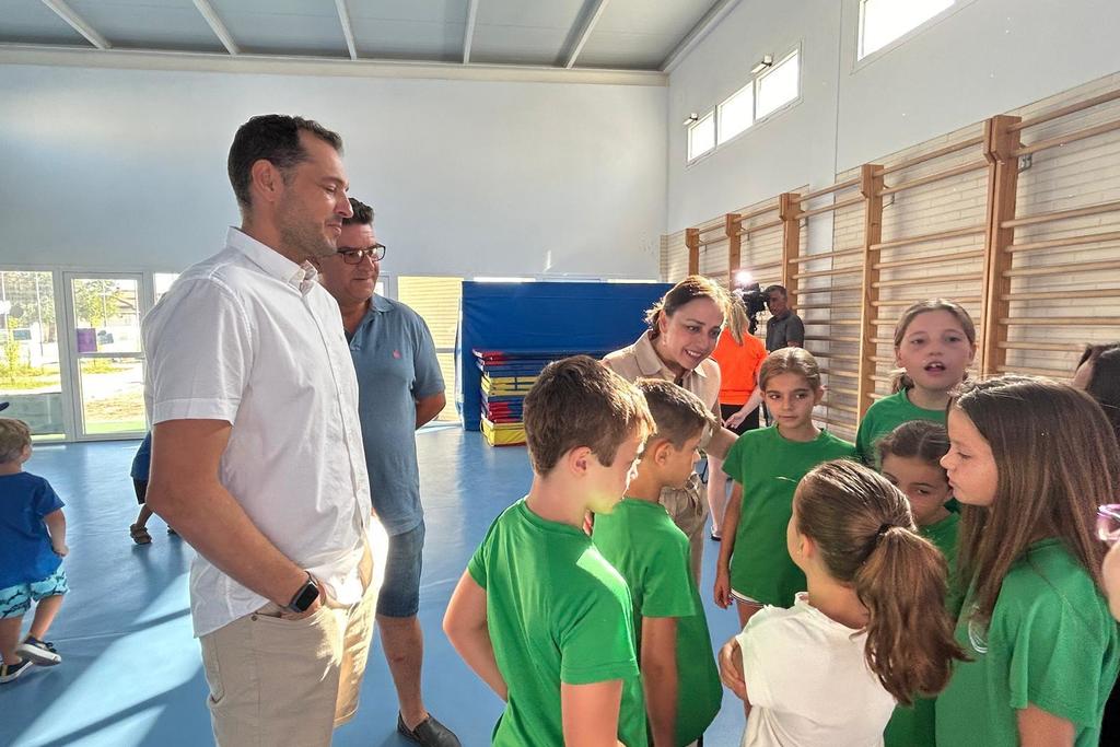 La secretaria general de Igualdad visita la ludoteca de Torreorgaz y destaca la importancia de estos servicios de conciliación en el entorno rural