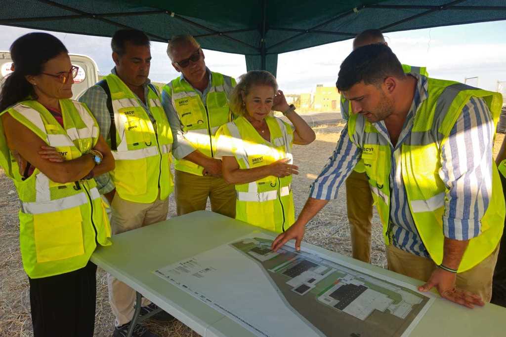 La consejera María Mercedes Vaquera visita las obras del complejo del CIIAE