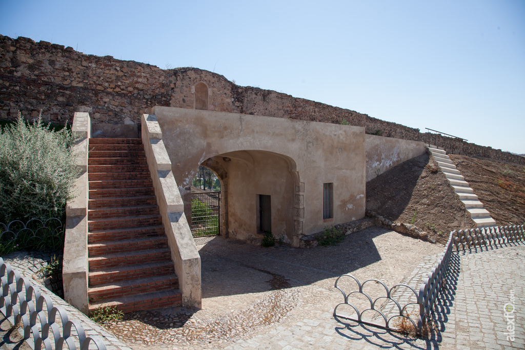 Puerta de Mérida en Badajoz 3