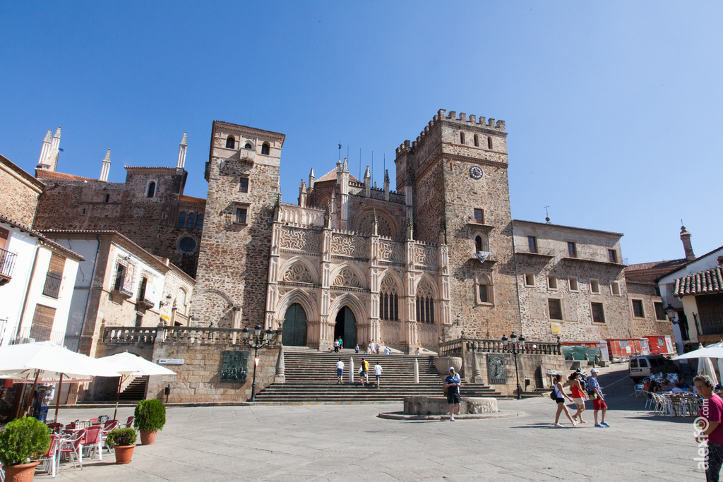 Plaza de Santa María Guadalupe 01