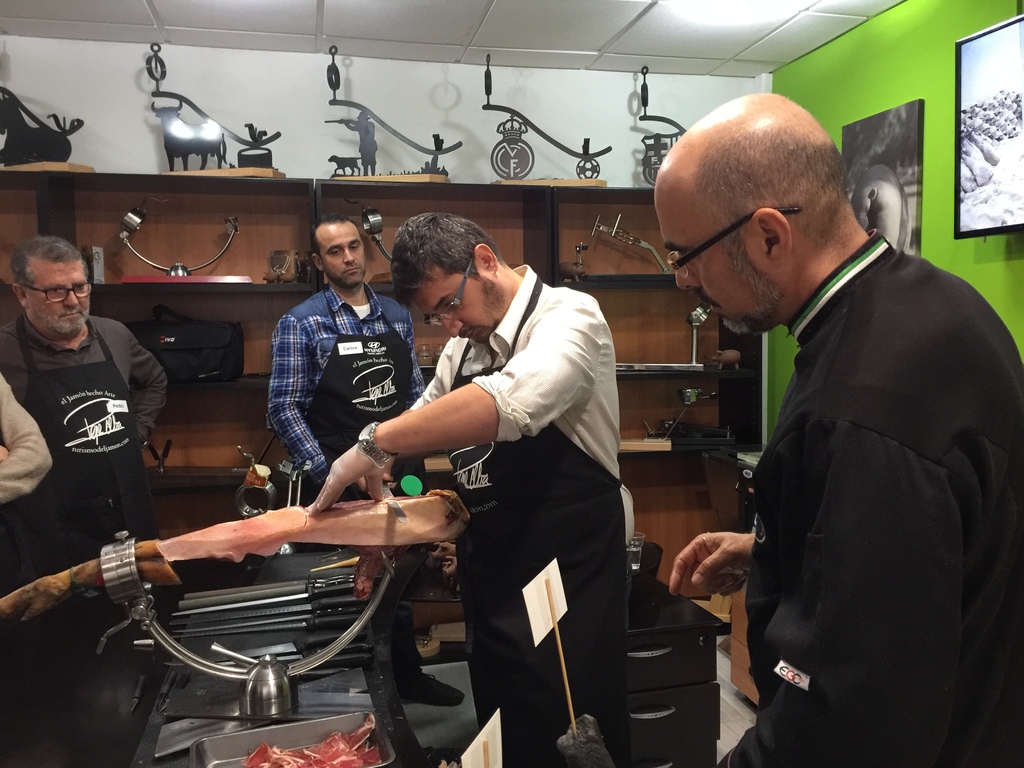 20-11-2016 Curso Iniciación Corte de Jamón - Centro Escuela  Pepe Alba