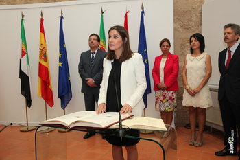 Toma de posesion consejeros junta de extremadura con guillermo fernandez vara 2015 2015 07 07 img 24 normal 3 2