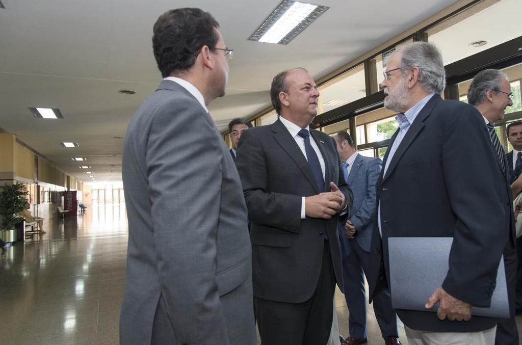 Gobex Curso "Trabajar en Extremadura" El presidente del Gobierno de Extremadura, José Antonio Monago, inaugura el Curso de Verano 'Trabajar en Extremadura', organizad