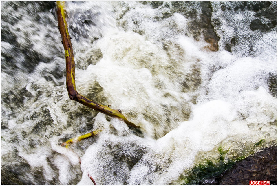 agua en movimiento