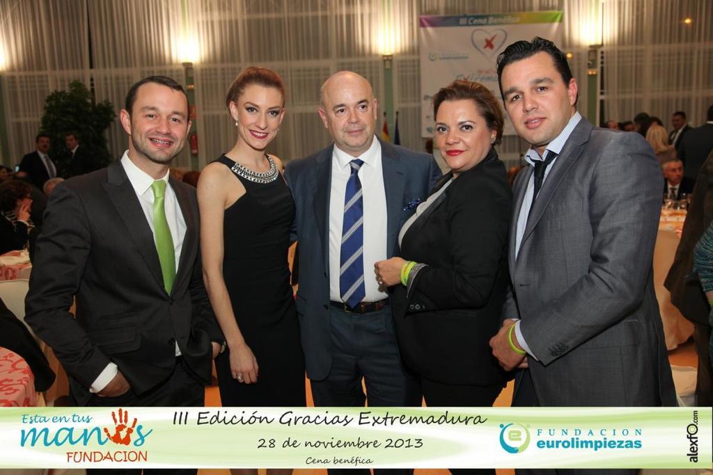 III Cena Solidaria " Gracias Extremadura III Cena Solidaria " Gracias Extremadura