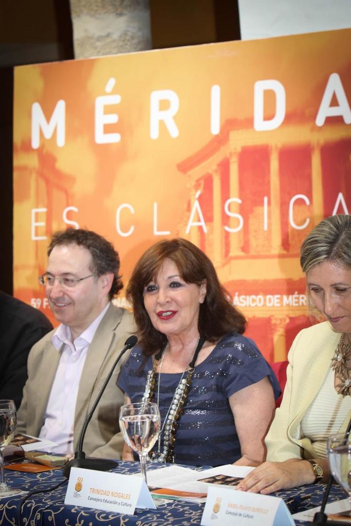 Presentación " Hécuba" - Teatro Mérida  Presentación de Hécuba ( Concha Velasco) - Festival Internacional Teatro Clásico de Mérida