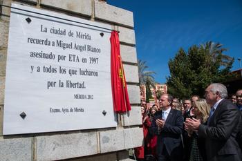 Gobex plaza miguel angel blanco el presidente del gobierno de extremadura jose antonio monago asiste normal 3 2