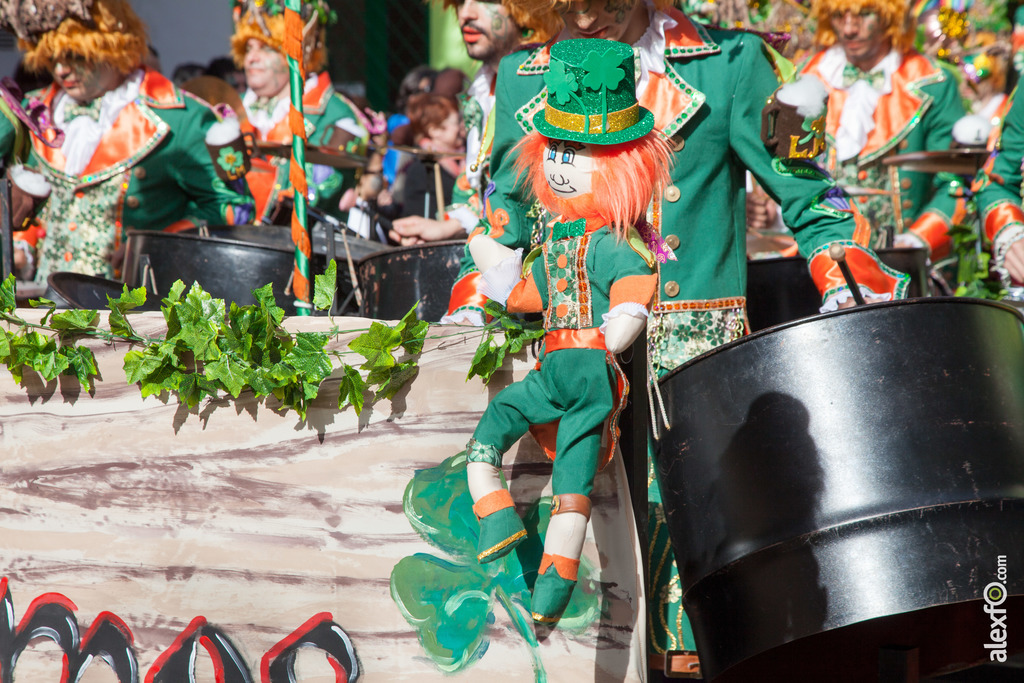 5113 comparsa los mismos desfile badajoz 2016