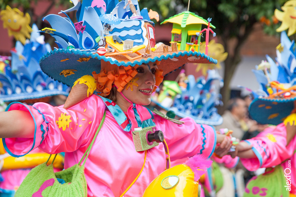 comparsa comparsa Los De siempre desfile de comparsas carnaval de Badajoz 6