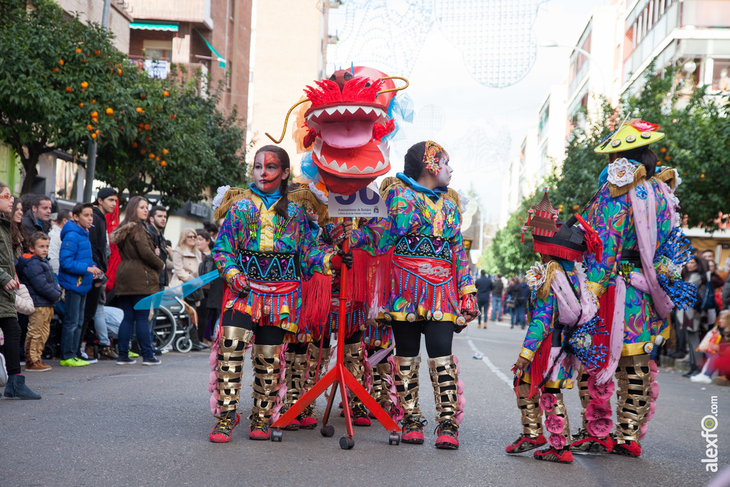 comparsa comparsa Los Soletes de Mulan vamos y como Chinos Trabajamos desfile de comparsas carnaval de Badajoz 3