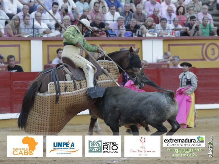 Antonio Ferrera - San Juan Badajoz 2012 1afd8_c669