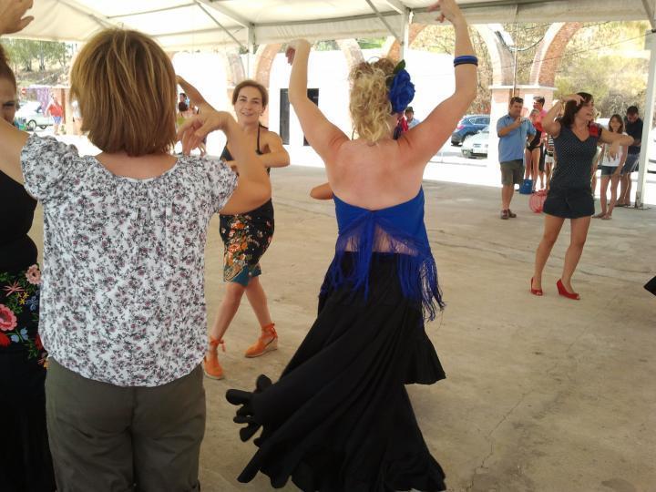 Bailando en Orellana 13-8-2011 3a82_ae52