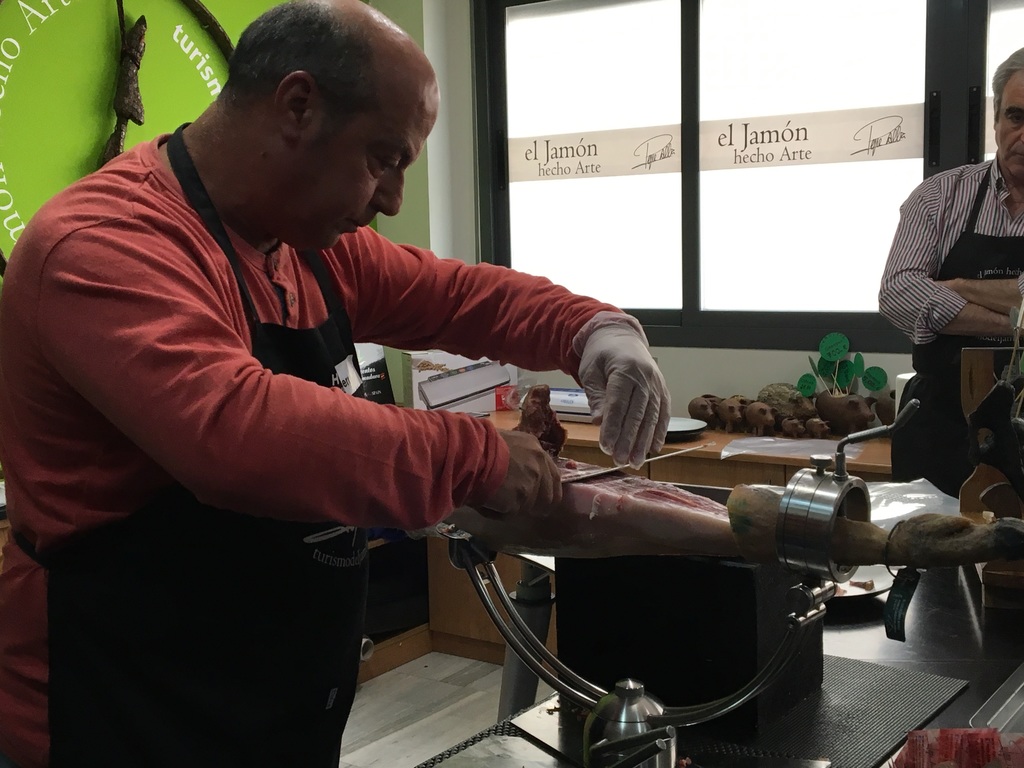 02-04-2017 Taller Corte de Jamón - Centro Escuela PEPE ALBA