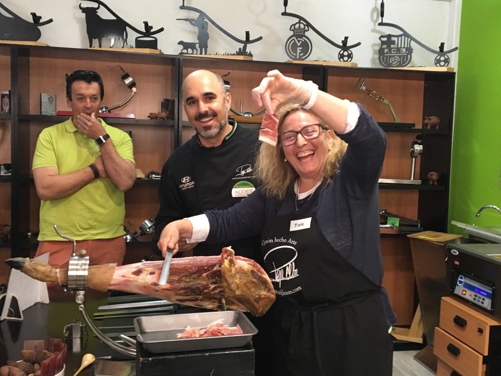 09-04-2017 Taller Corte de Jamón - Centro Escuela Pepe Alba