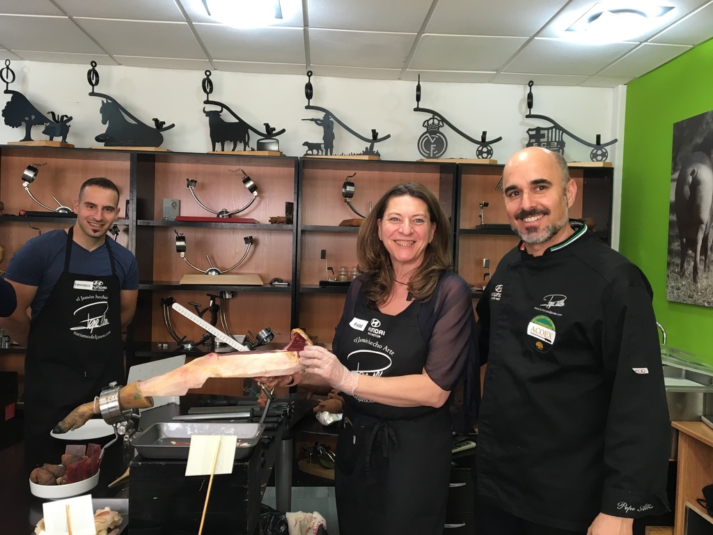 09-04-2017 Taller Corte de Jamón - Centro Escuela Pepe Alba