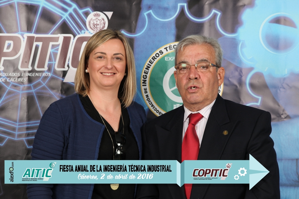 Fiesta de la Ingeniería Técnica Industrial Cáceres 2016