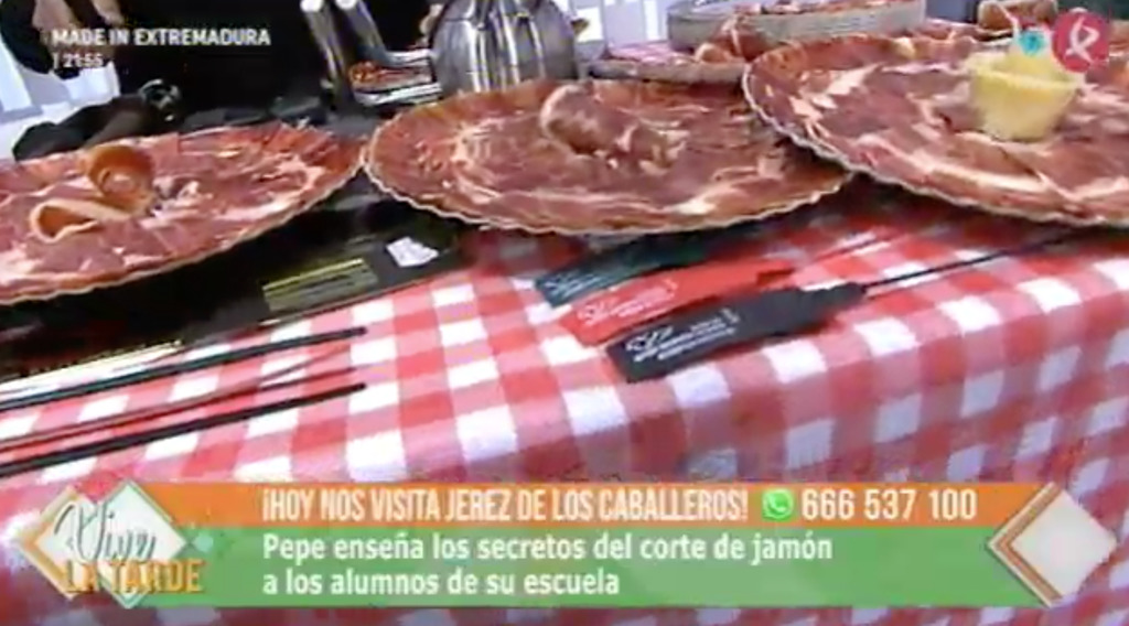 02-05-2018 Presentación del XXIX edición del Salón del Jamón de Jerez de los Caballeros en Canal Extremadura