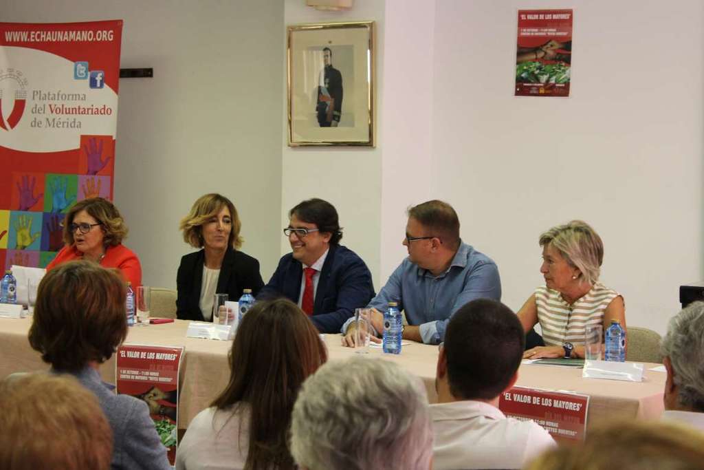 El centro Reyes Huertas, de Mérida, celebra con diversas actividades el Día de las Personas Mayores