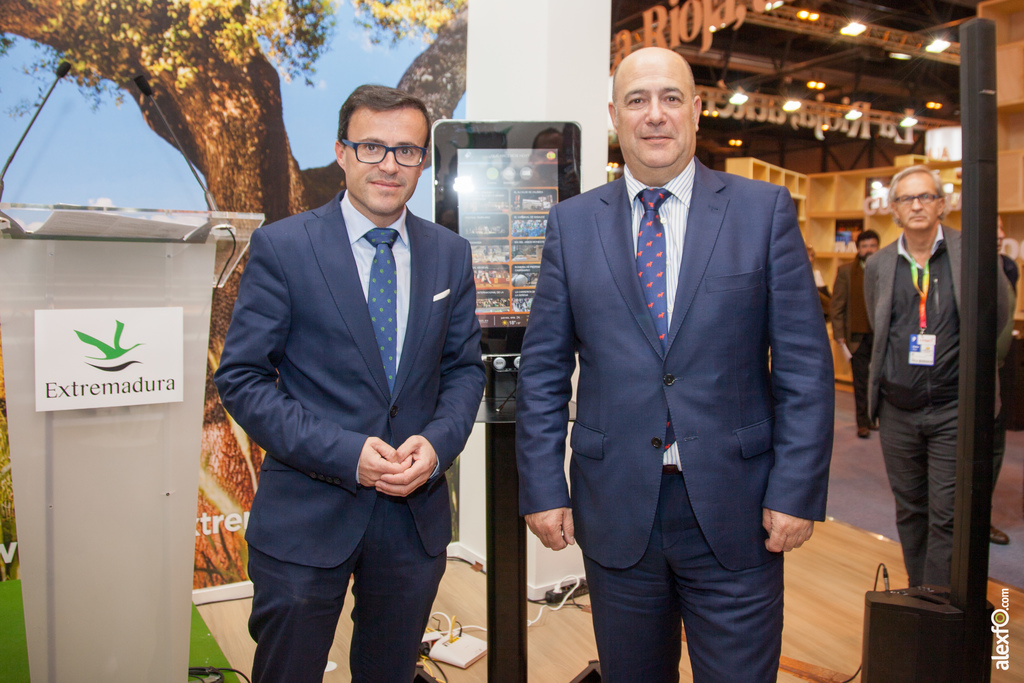 IMG 0627 Miguel Angel Gallado y Lorezo Molina Dip Badajoz Fitur 2019