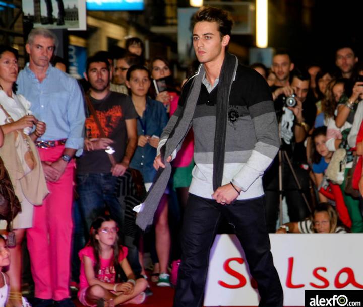 Desfile moda Salsa en Badajoz shopping Week