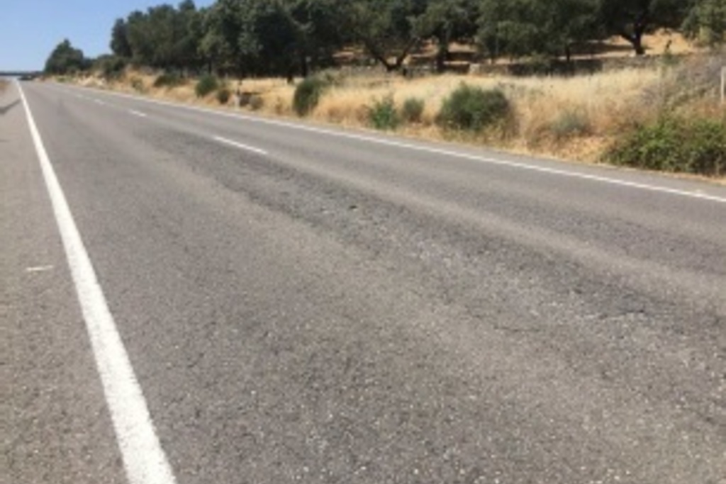 La Junta licita la mejora de la carretera EX-201 desde Fregenal de la Sierra hasta el límite provincial con Huelva