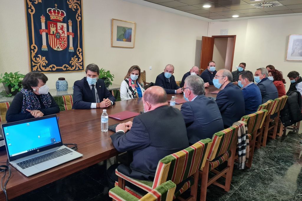 Mitma presenta el estudio de mejora del corredor de la N-432 entre Badajoz y Espiel