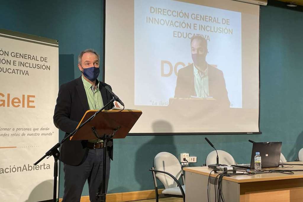 La Junta de Extremadura presenta una Guía para prevenir conductas suicidas desde el ámbito educativo