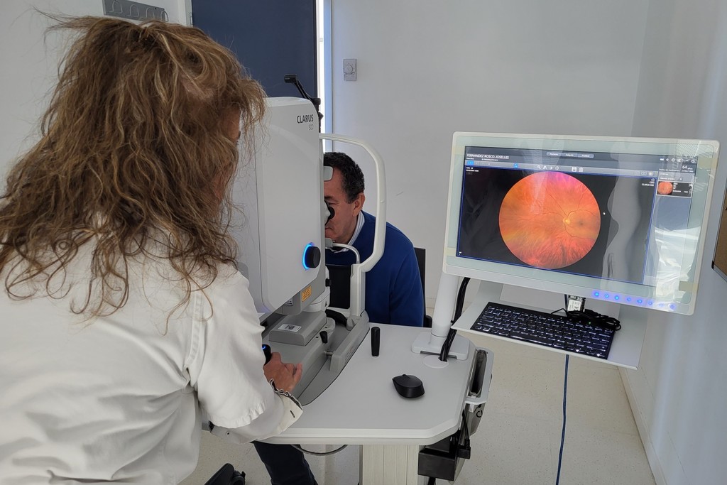 Siete nuevos retinógrafos entran en funcionamiento en centros de salud de Cáceres y Badajoz