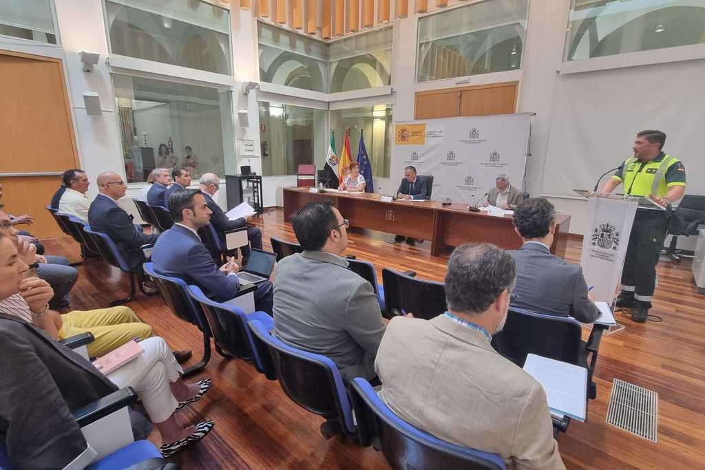 La Delegación del Gobierno insiste en la importancia del control en el transporte del tomate por carretera para evitar accidentes e incidencias en las vías de comunicación