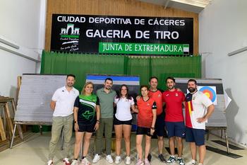 La Junta de Extremadura facilita el entrenamiento en la Ciudad Deportiva de Cáceres a los arqueros españoles que competirán en los Juegos Olímpicos