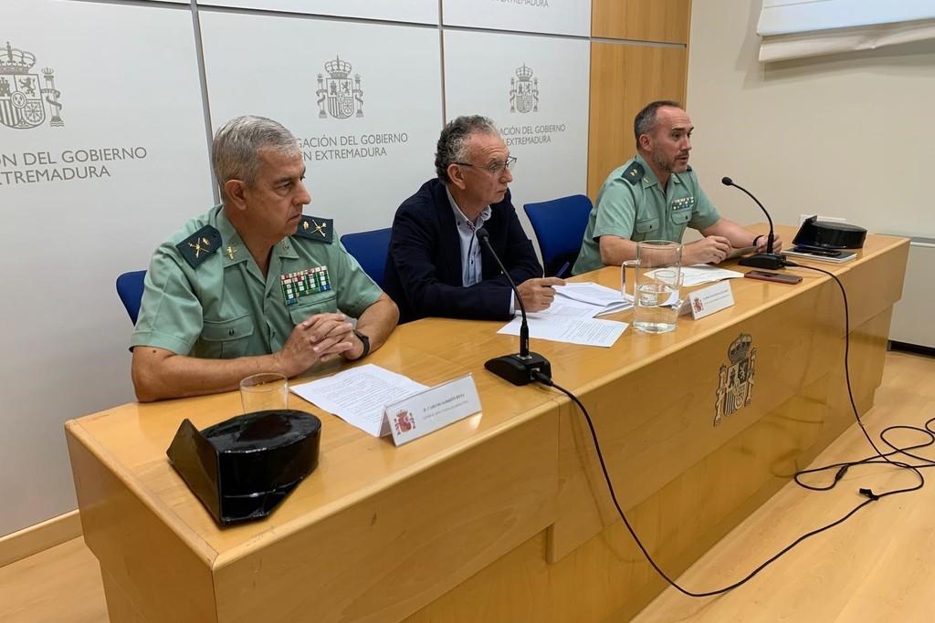 Quintana presenta la campaña que Guardia Civil llevará a cabo por la campaña de la aceituna en la provincia de Badajoz