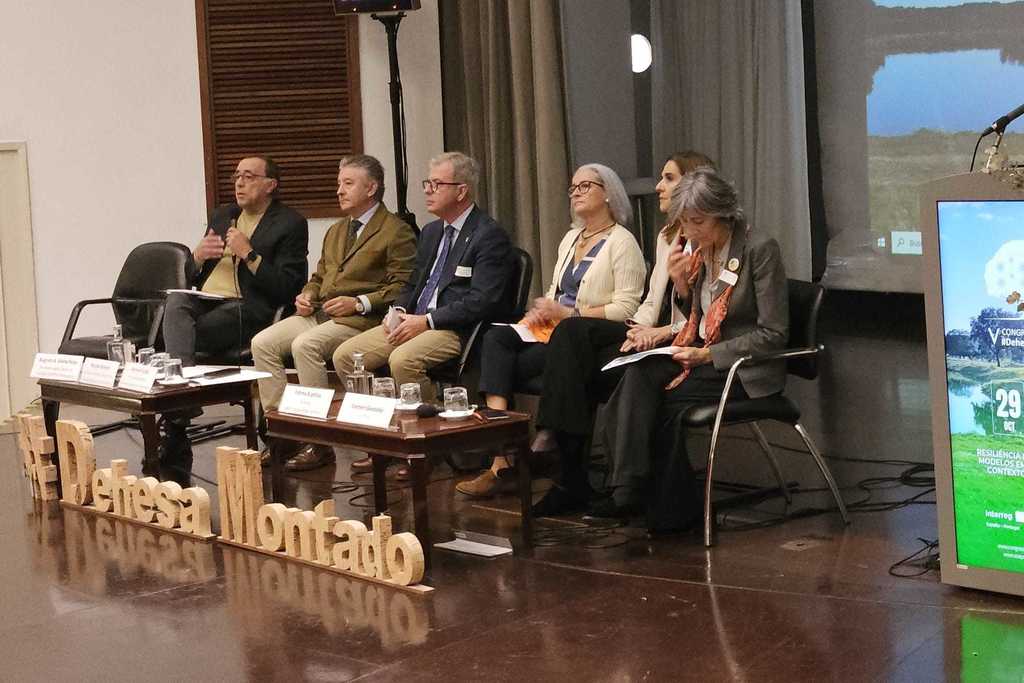 Évora acoge el V Congreso Ibérico de la Dehesa y el Montado, en el que participa la Junta de Extremadura